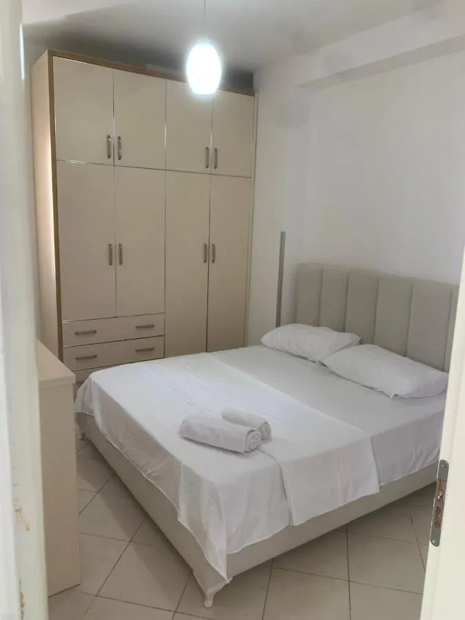 Apartamento Apartament Amarildo -Near Beach- Durrës Albania